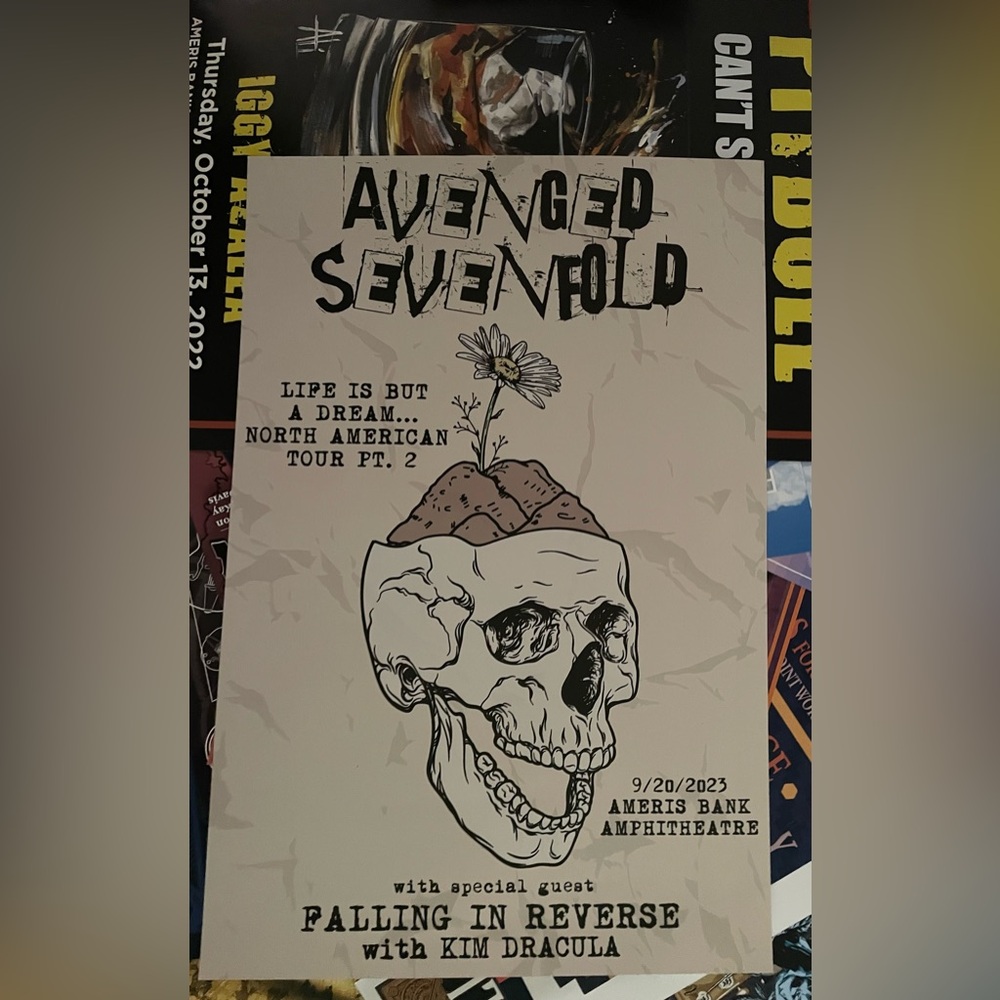 AVENGED SEVENFOLD Life is But a Dream Tour Pt.2 w Falling in Reverse Kim Dracula